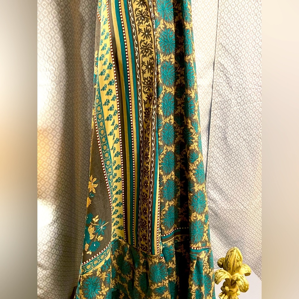 Moda Ibizaa Boho Halter Maxi Dress, backless silk dress, tie front. - Picture 6 of 7